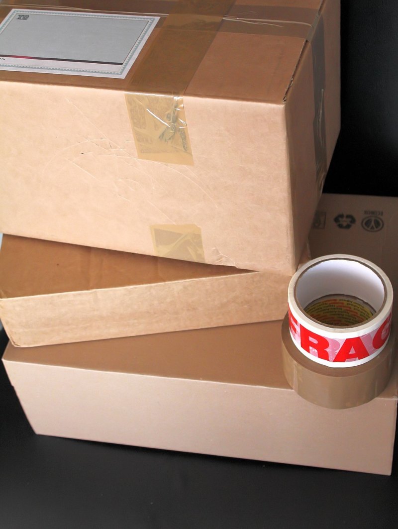The package boxes for dental labs